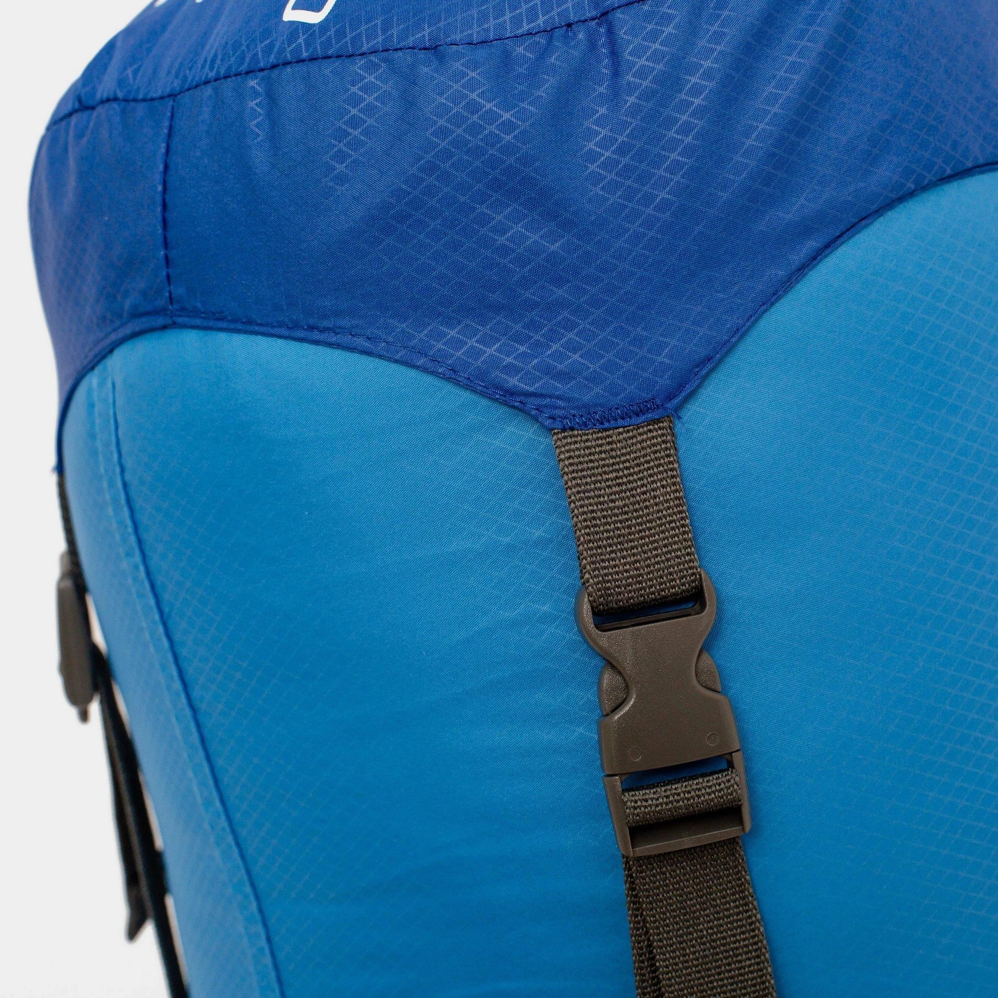 Berghaus Transition 200 Sleeping Bag - Blue 9 Berghaus Transition 200 Sleeping Bag - Blue - Image 7